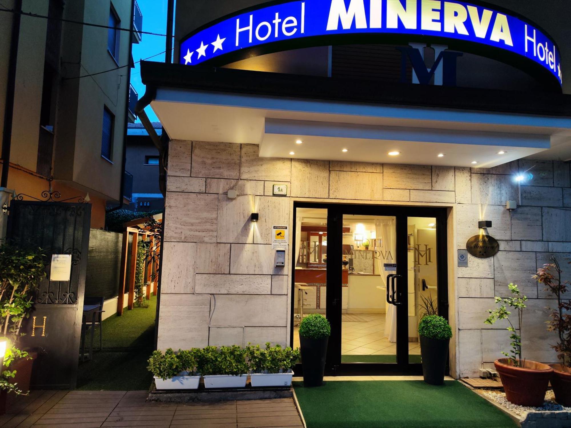 Hotel Minerva Равенна Екстер'єр фото